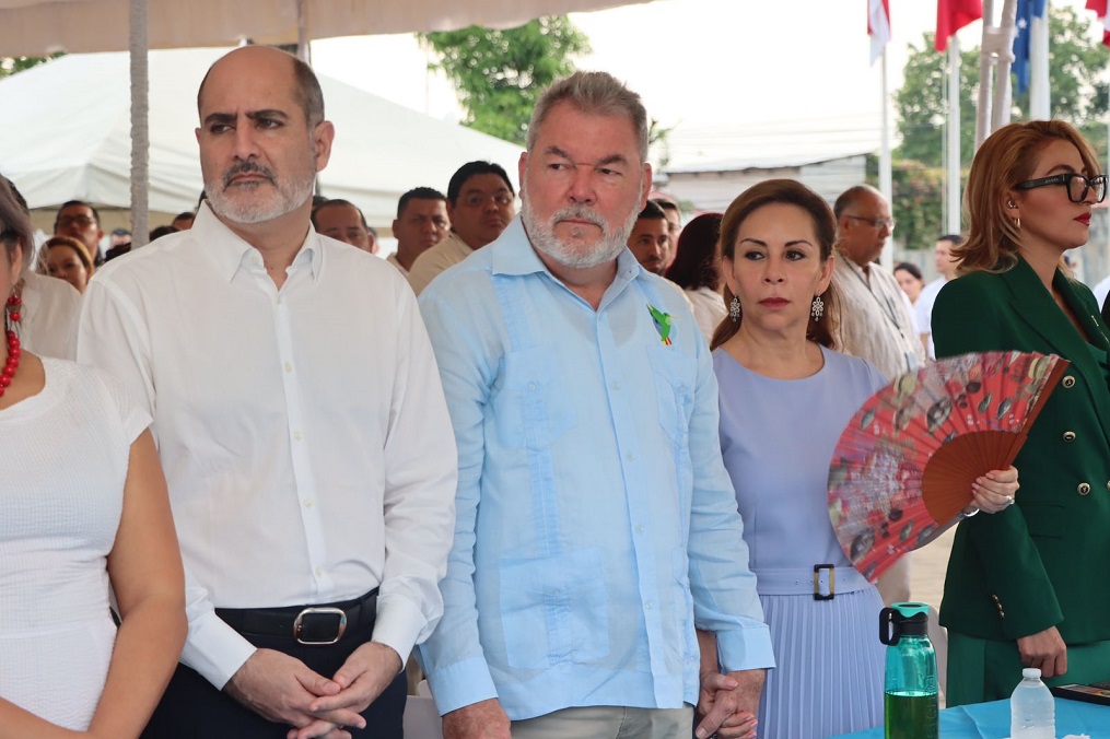 Festejo por el Día de la Bandera Nacional en San Pedro Sula