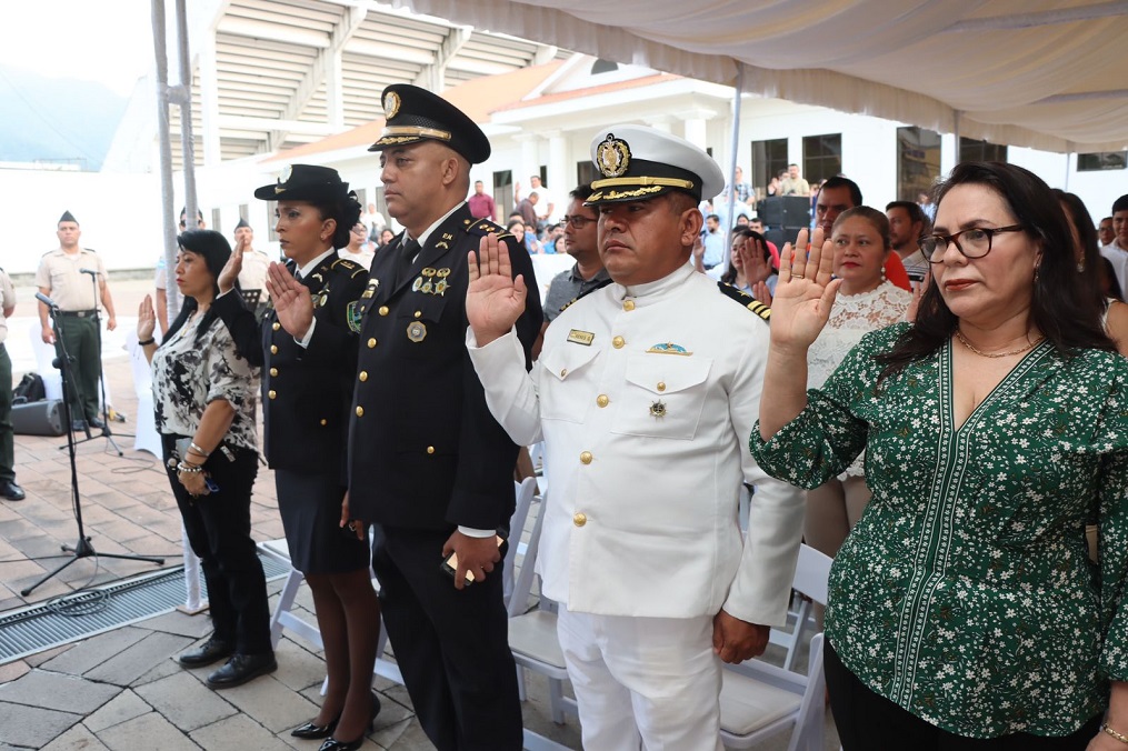 Festejo por el Día de la Bandera Nacional en San Pedro Sula