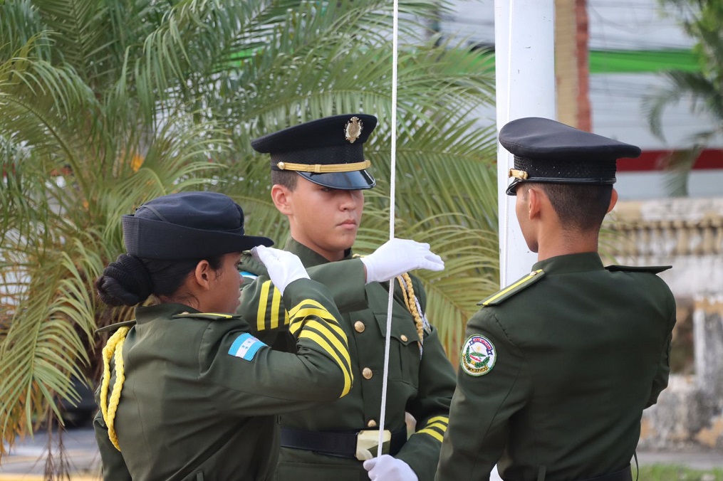 Festejo por el Día de la Bandera Nacional en San Pedro Sula