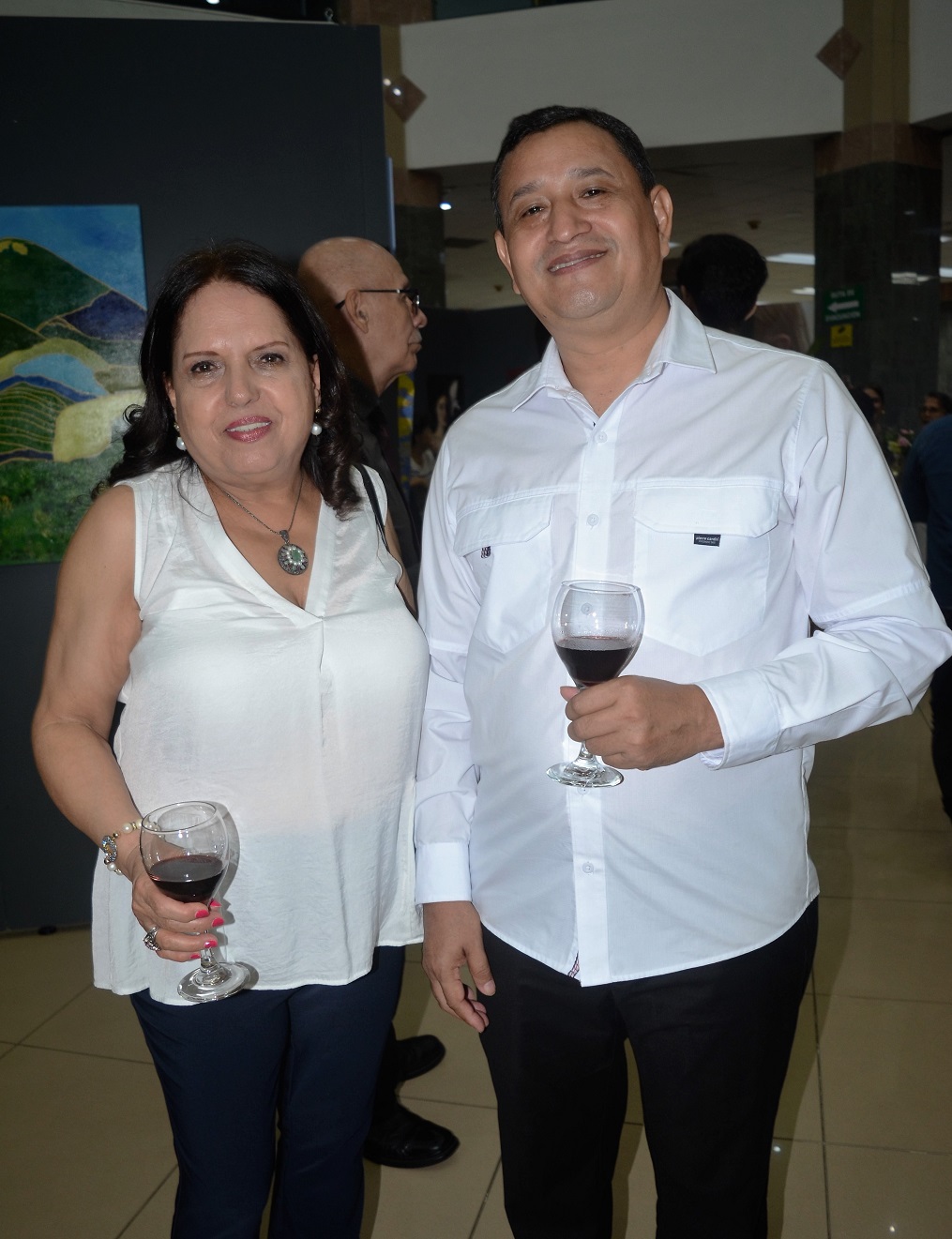 Expoventa “El Arte y La Paz en Honduras” y homenaje a María Eugenia de Handal