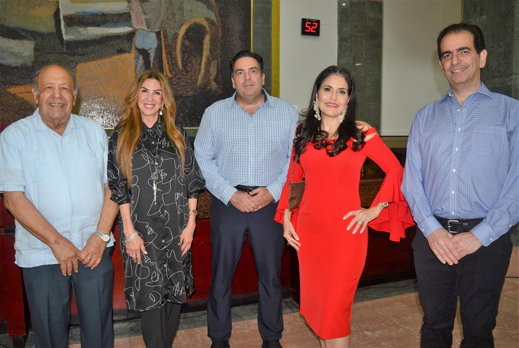 Expoventa “El Arte y La Paz en Honduras” y homenaje a María Eugenia de Handal