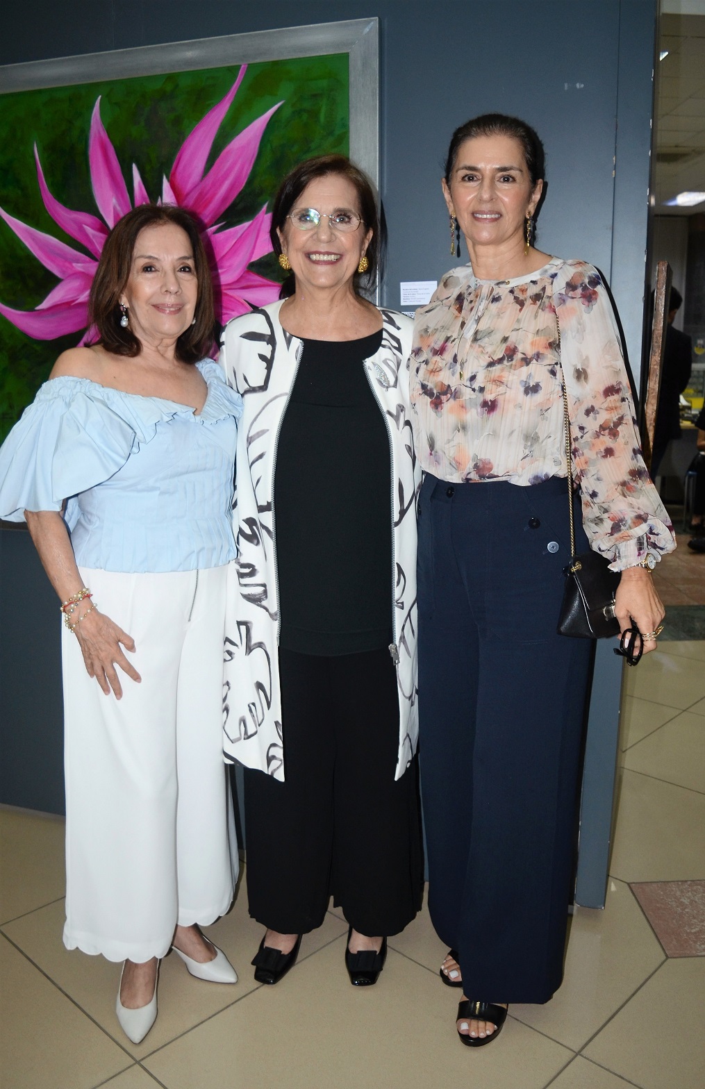 Expoventa “El Arte y La Paz en Honduras” y homenaje a María Eugenia de Handal