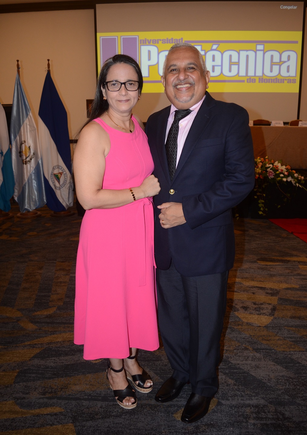 María Antonia de Suazo recibe Doctorado Honoris Causa en Educación de Universidad Politécnica de Honduras