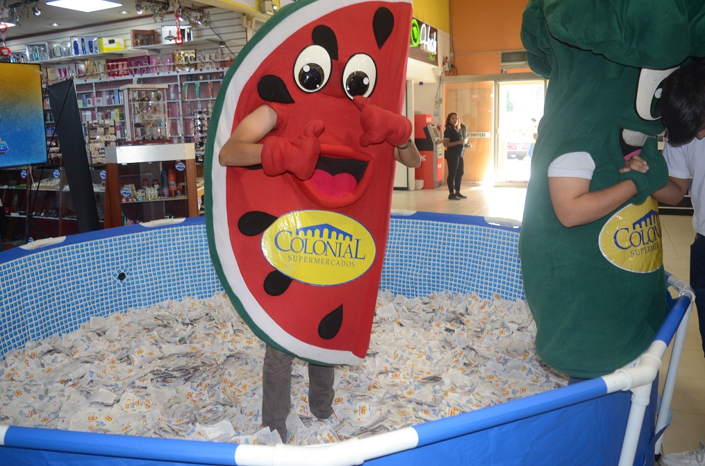 Supermercados Colonial realizó el sorteo de la promoción: “22 años de tu super sampedrano” 