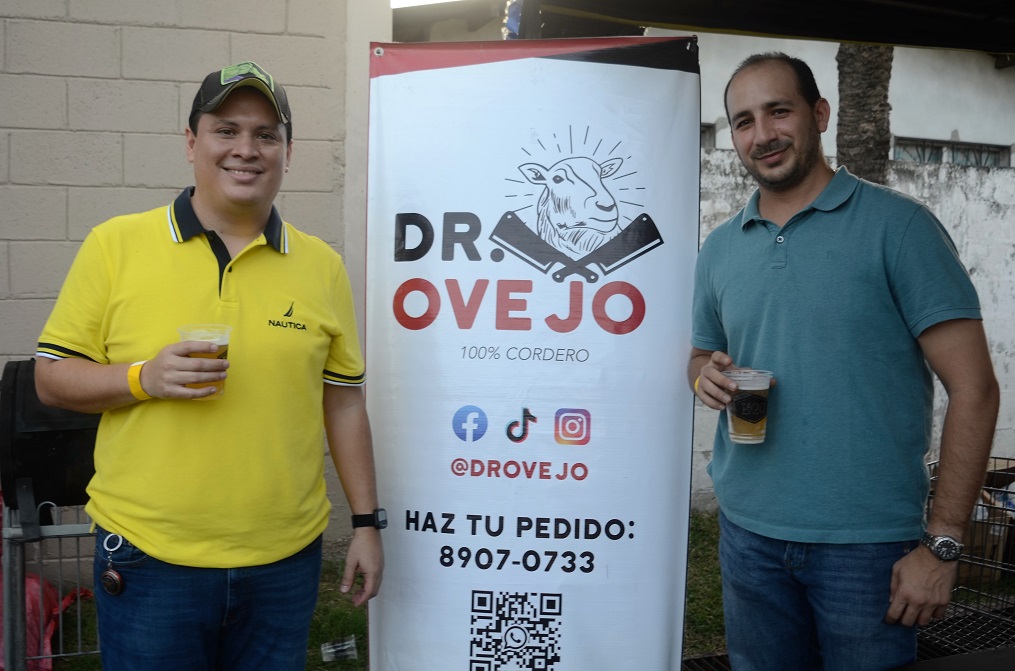 Mucho sabor y aprendizaje en la clase de asado Toledo BBQ en Supermercados Colonial