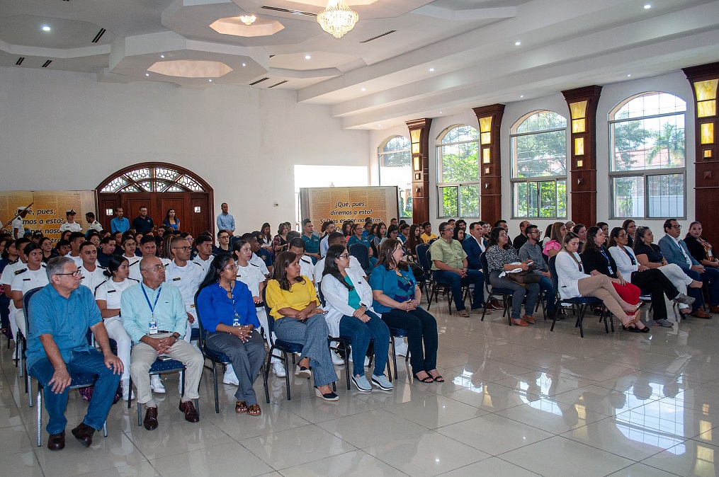 UCENM inaugura su tercer periodo académico 2023 con un devocional