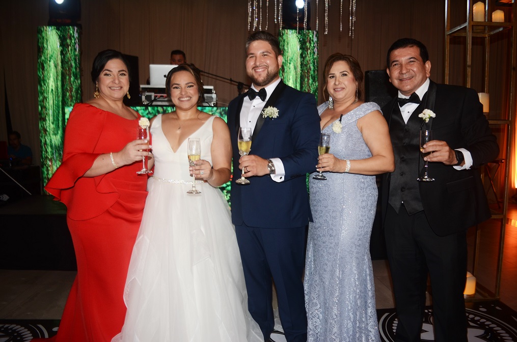 Andrés y Andrea se dan el ‘Sí acepto’ en una boda llena de amor y diversión