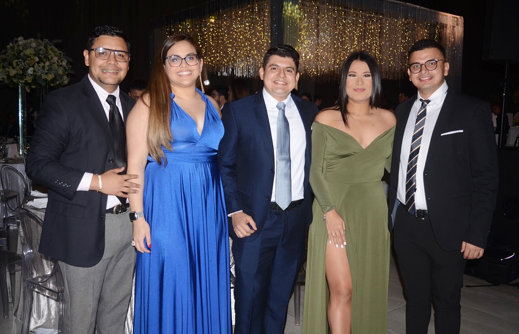 Romántico enlace matrimonial de Cristian Andrade y Gretel Martínez