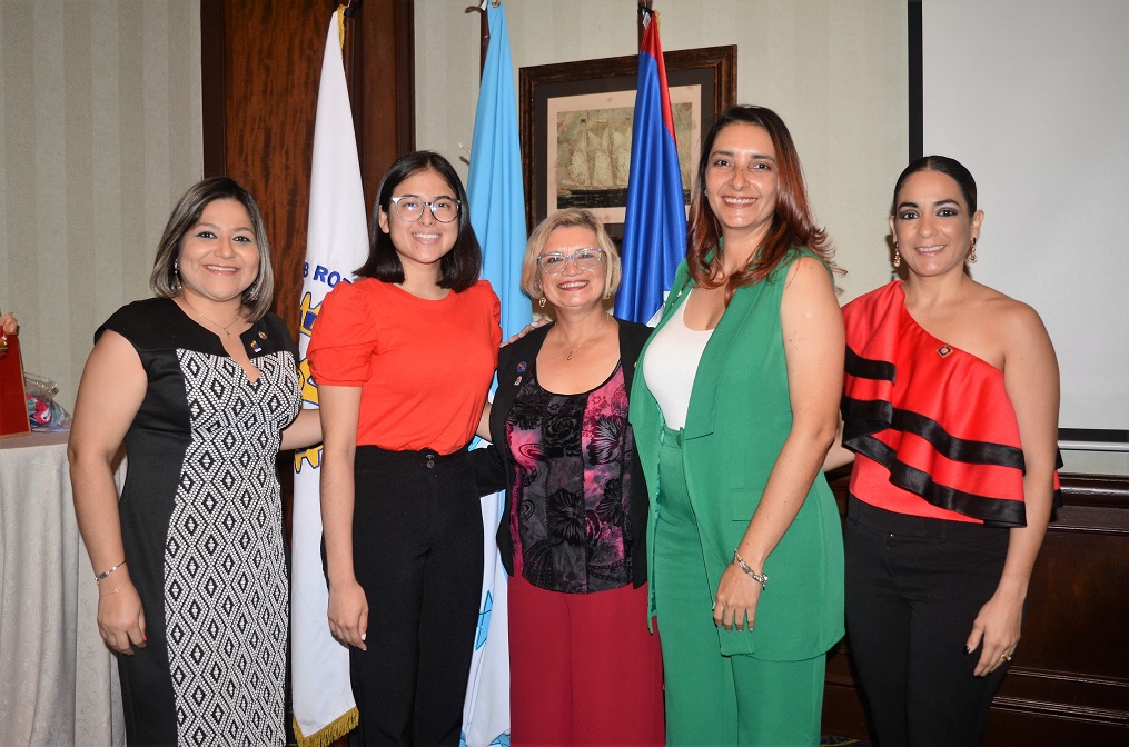 Club Rotario Merendón ofrece cena en honor a Carolina Corzo, Gobernadora rotaria del Distrito 4250