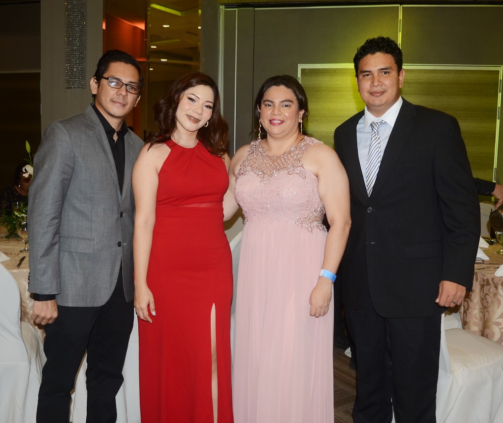 Galenos de San Pedro Sula celebran Día del Médico con cena de gala