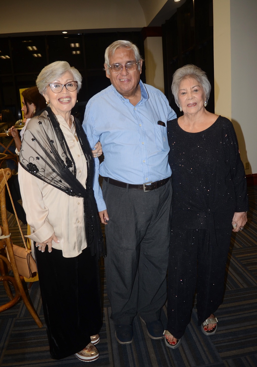 Grupo Tribu y Banpaís brindan homenaje al Padre Melo y honran la memoria de Paco Medina