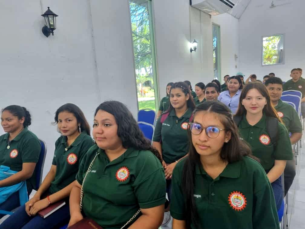 UCENM San Lorenzo recibió visita de alumnos del Instituto Técnico Departamental Terencio Sierra de Nacaome