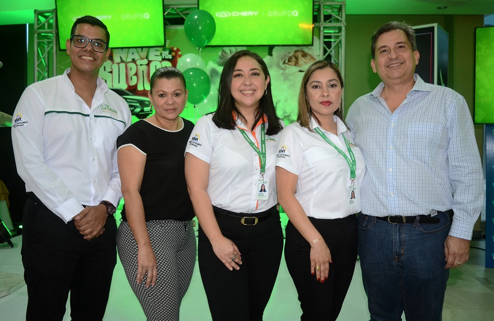 En esta Navidad puedes tener la Nave de tus Sueños con Supermercados La Colonia 