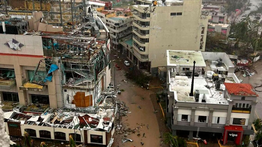 En México: Al menos 27 muertos, cuatro desparecidos, vías bloqueadas y cortes de energía por paso huracán Otis