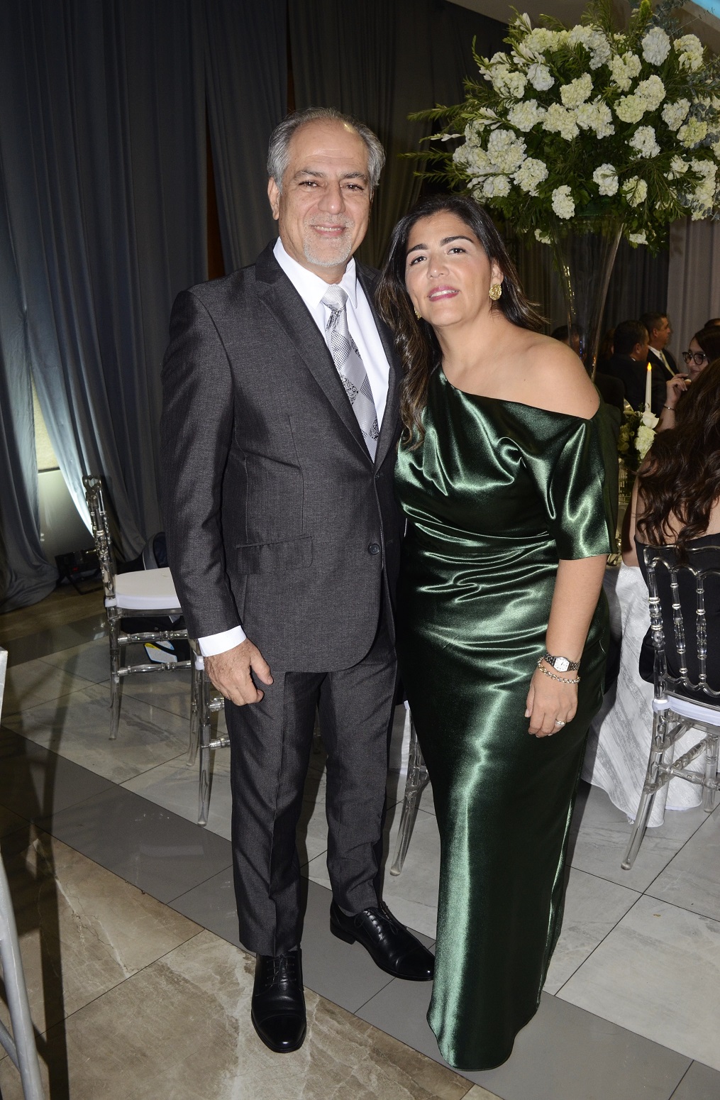 La boda de Carlos Meraz y Anahí Figueroa …una velada llena de encanto