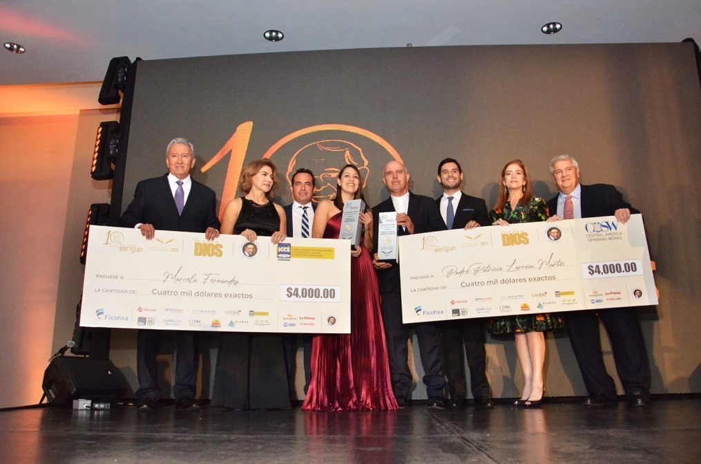 Galardonan con Premio Quetglas 2023 a Marcela Fernández y al padre Patricio Larrosa