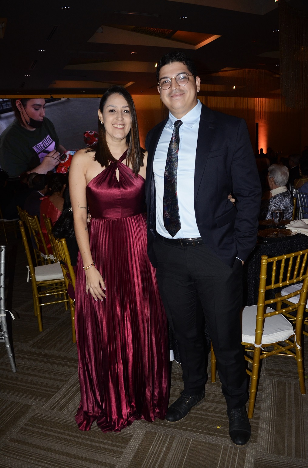 Galardonan con Premio Quetglas 2023 a Marcela Fernández y al padre Patricio Larrosa