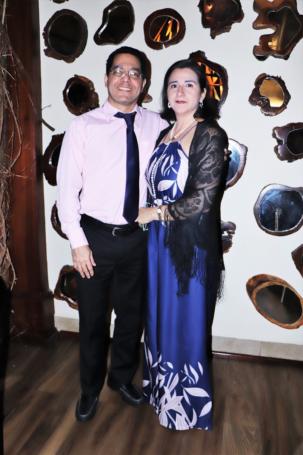 Celebran su boda civil Karime Canahuti y Kirt Merren