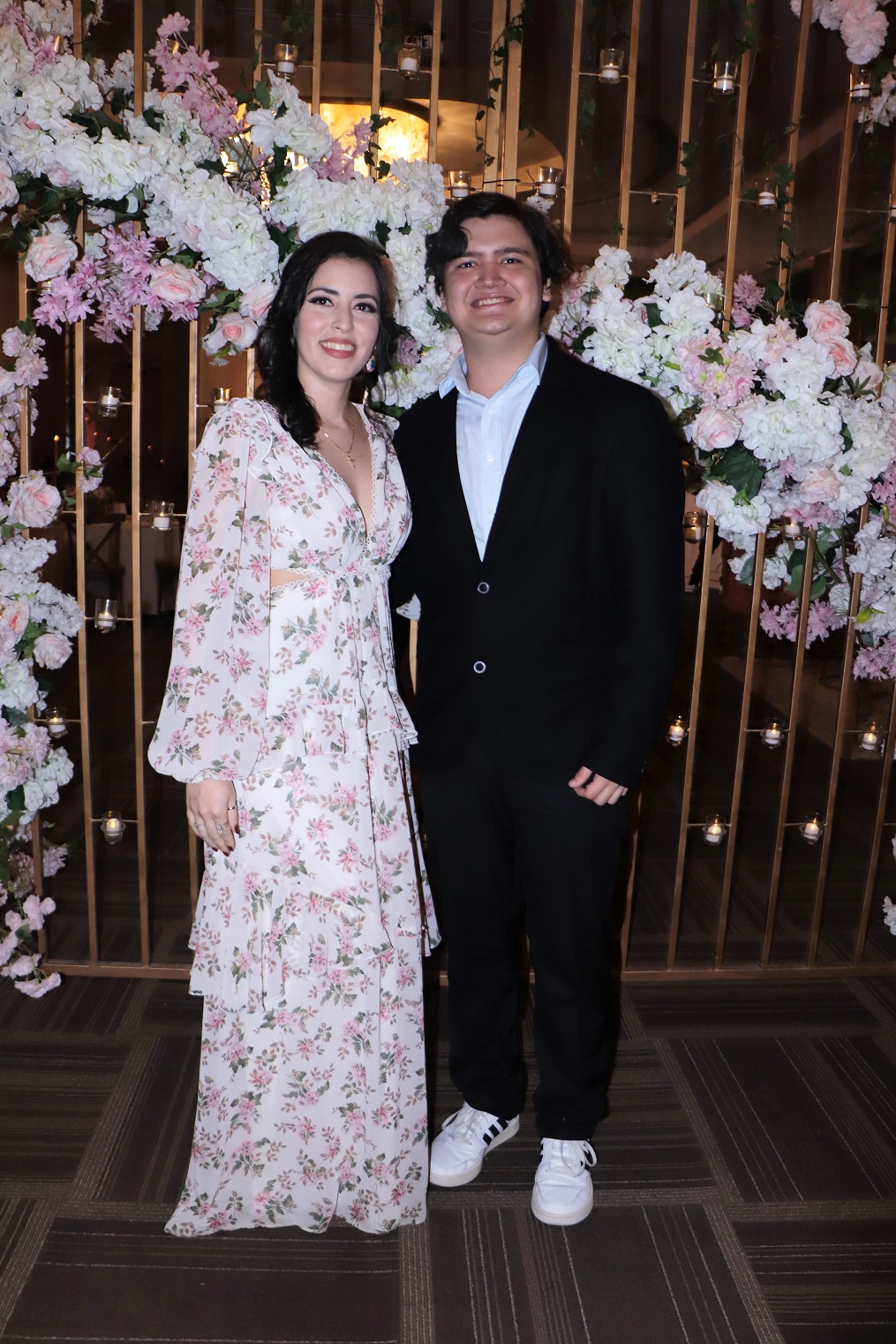 Juan Diego Filipi y Daniela Orellana celebran su boda religiosa 
