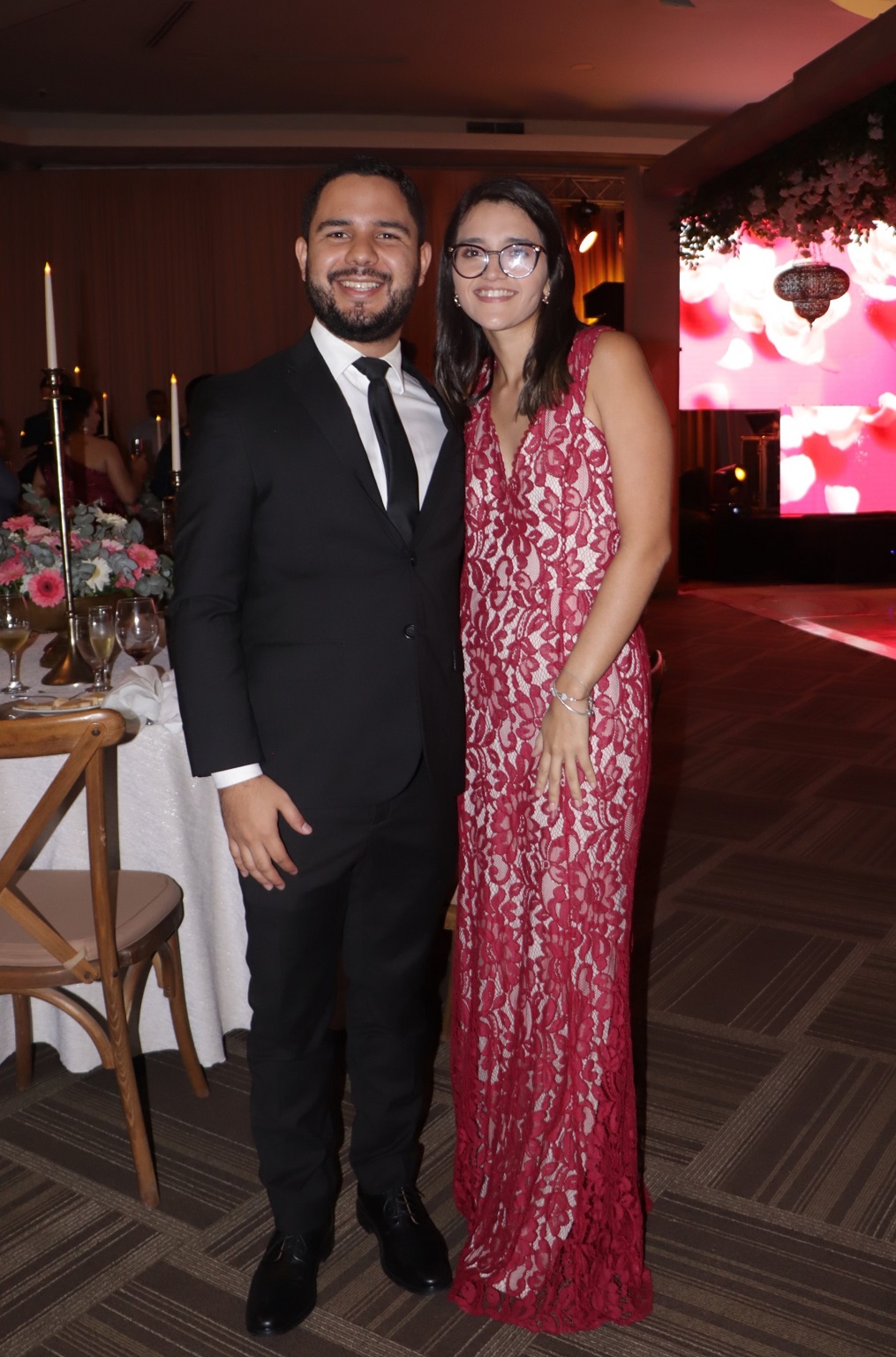 Juan Diego Filipi y Daniela Orellana celebran su boda religiosa 