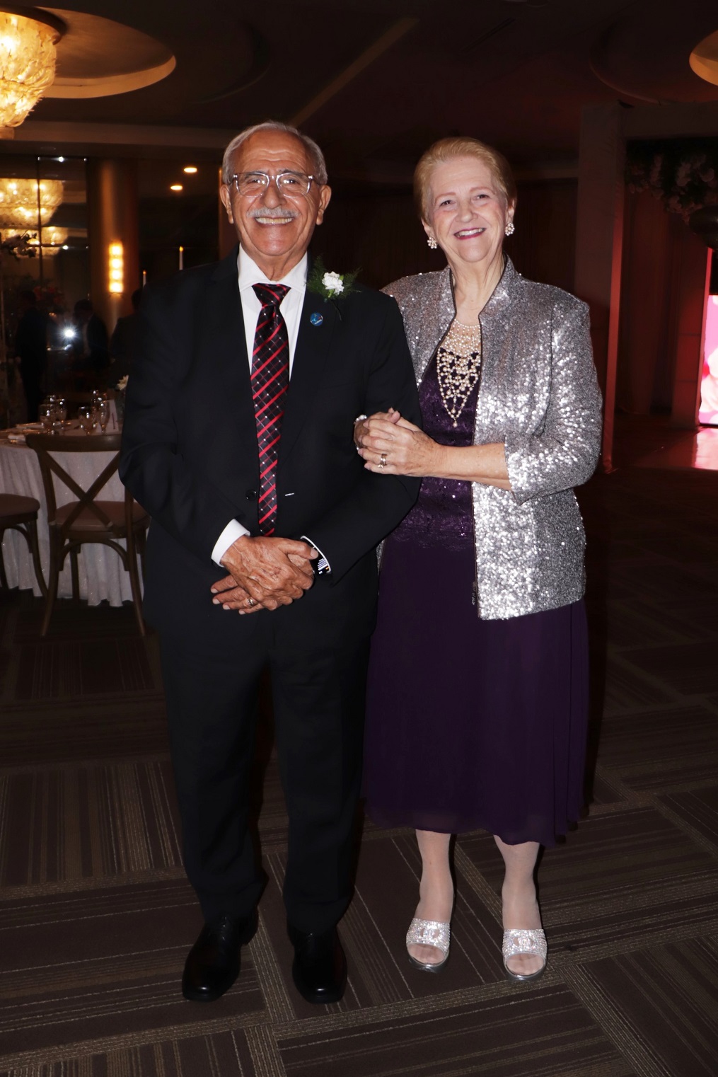 Juan Diego Filipi y Daniela Orellana celebran su boda religiosa 