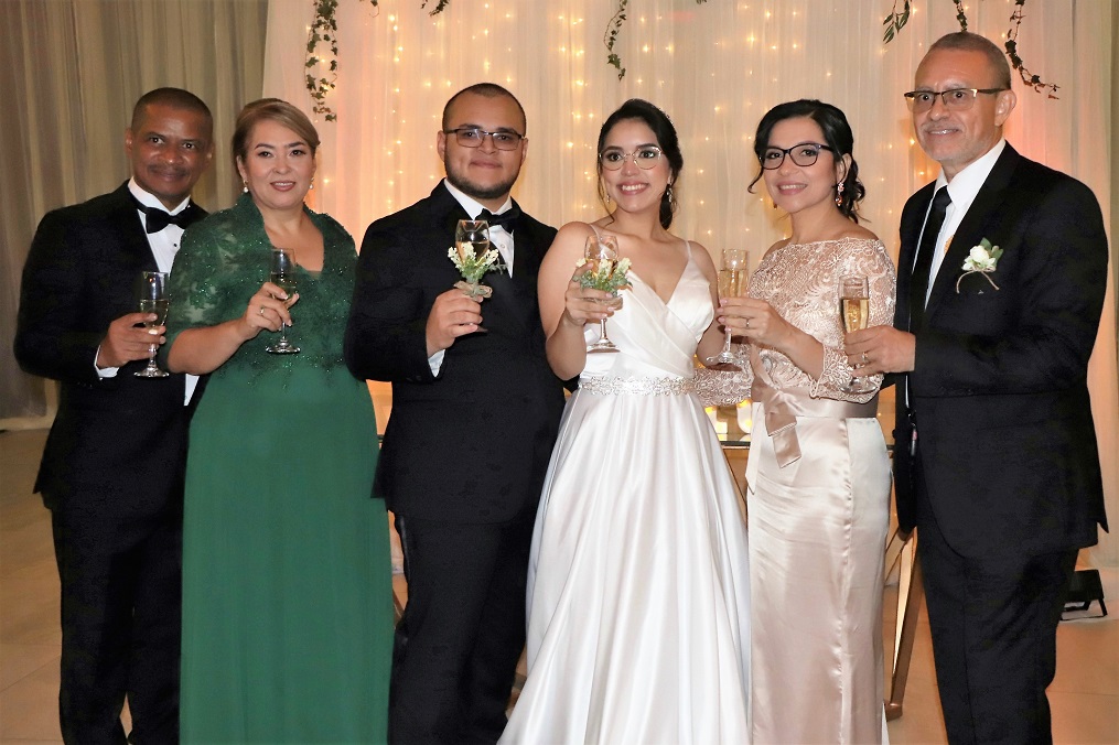 Unión matrimonial de Robert Jones y Patricia Pavón