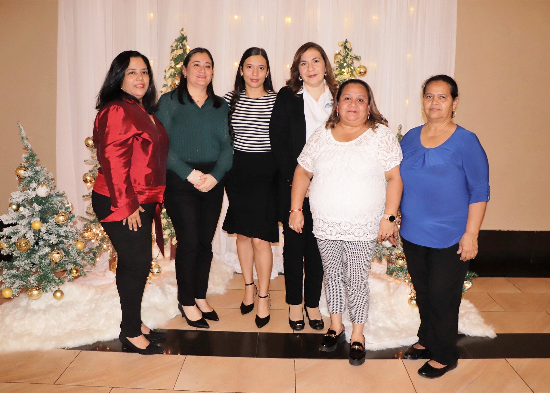 CCIC celebra su tradicional cena navideña 