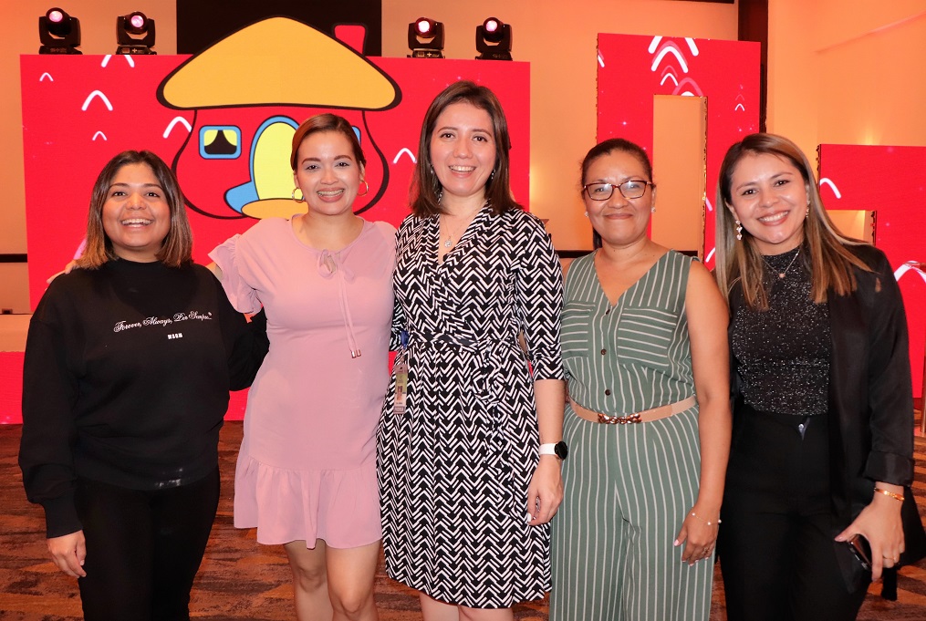 Banco Davivienda ofreció cena a comunicadores de San Pedro Sula