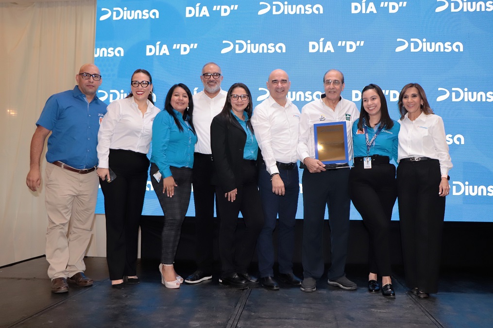 Celebración “Día D”: Diunsa realiza emotivo evento de reconocimientos y entrega de beneficios a colaboradores