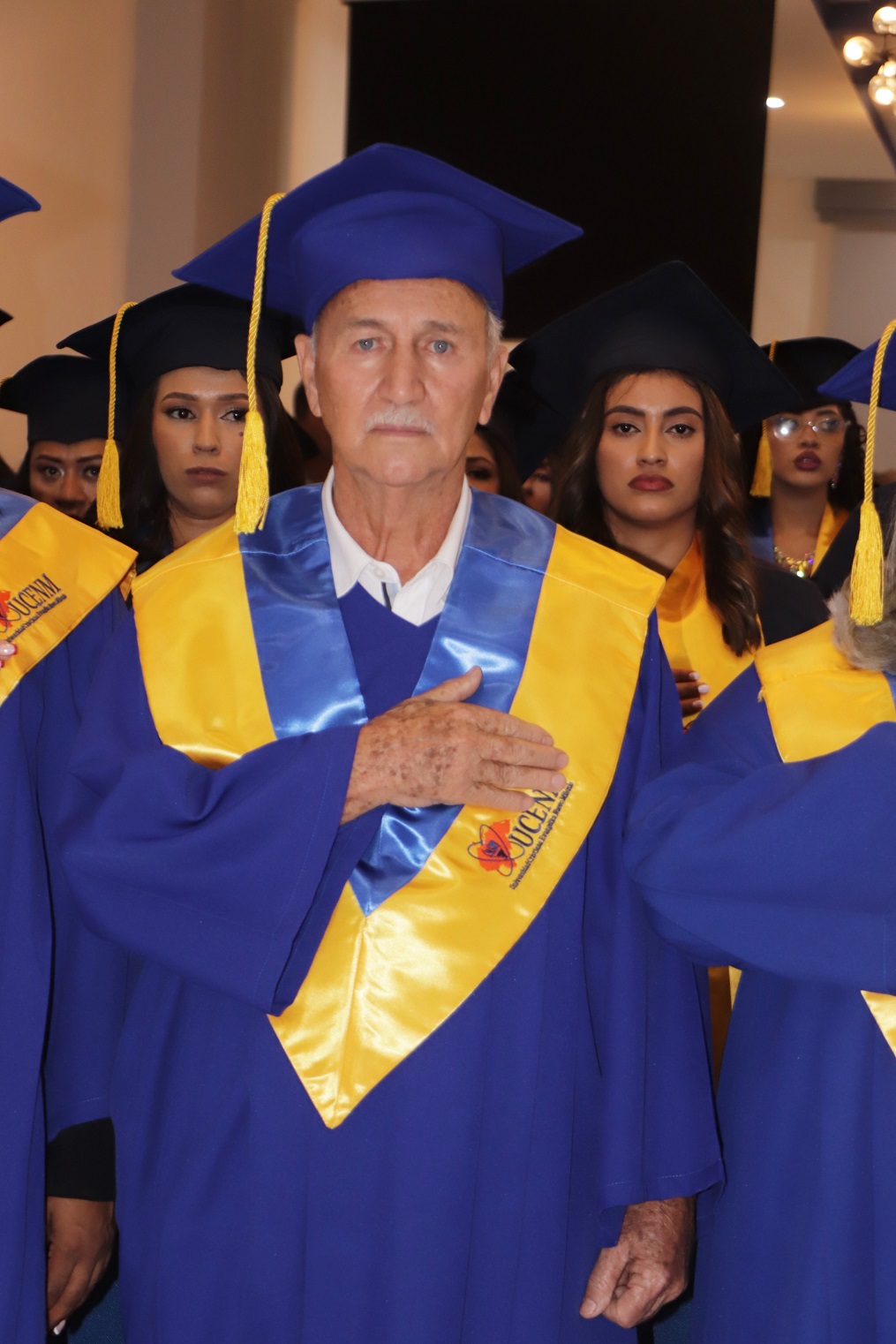 La UCENM celebra con orgullo la graduación de 109 nuevos profesionales en posgrado y pregrado