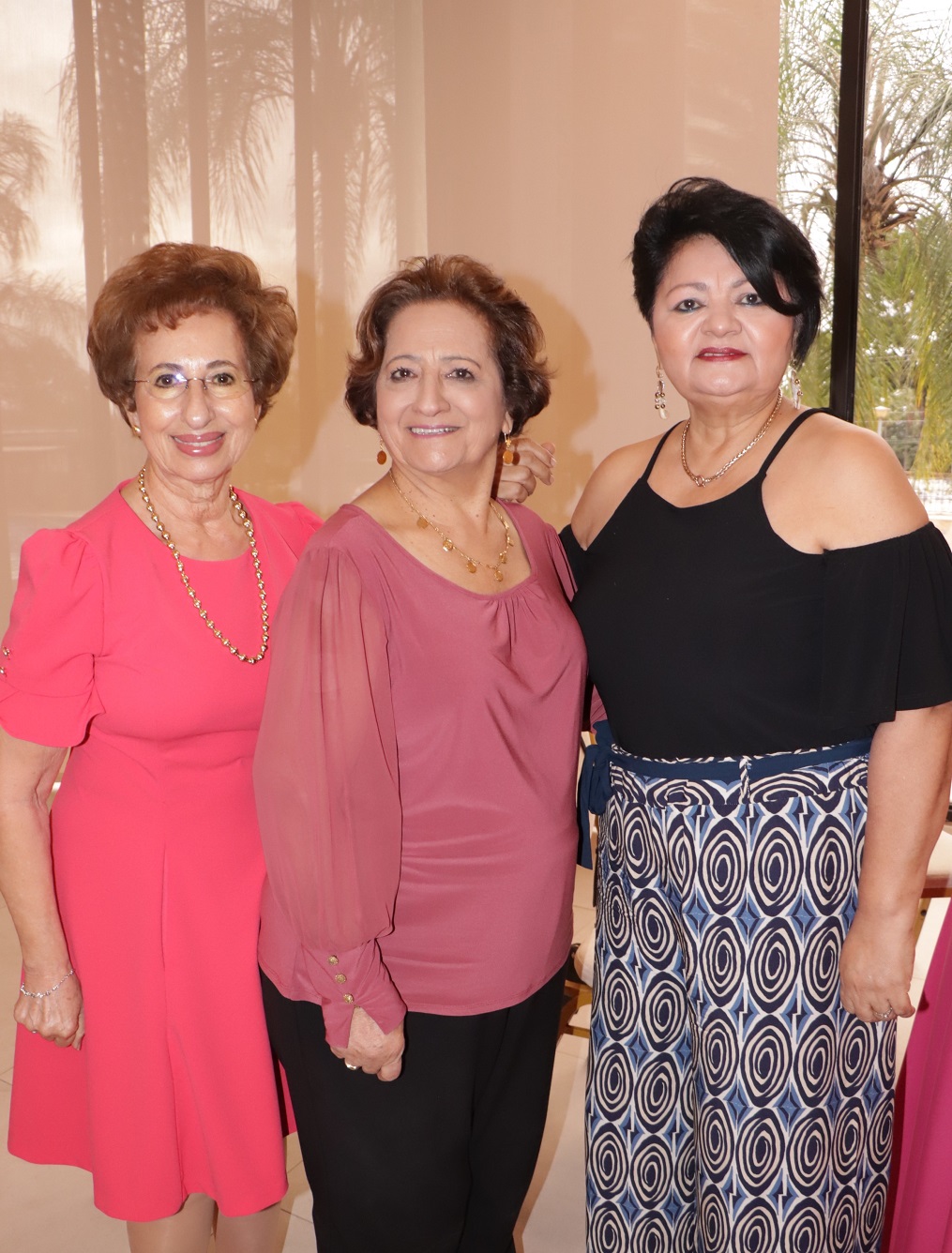 Irma Julia Zepeda con parte de su familia.