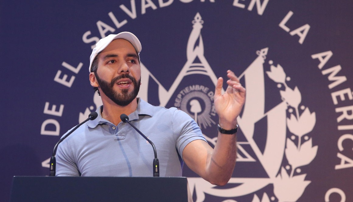 Bukele se autoproclama ganador de las elecciones en El Salvador