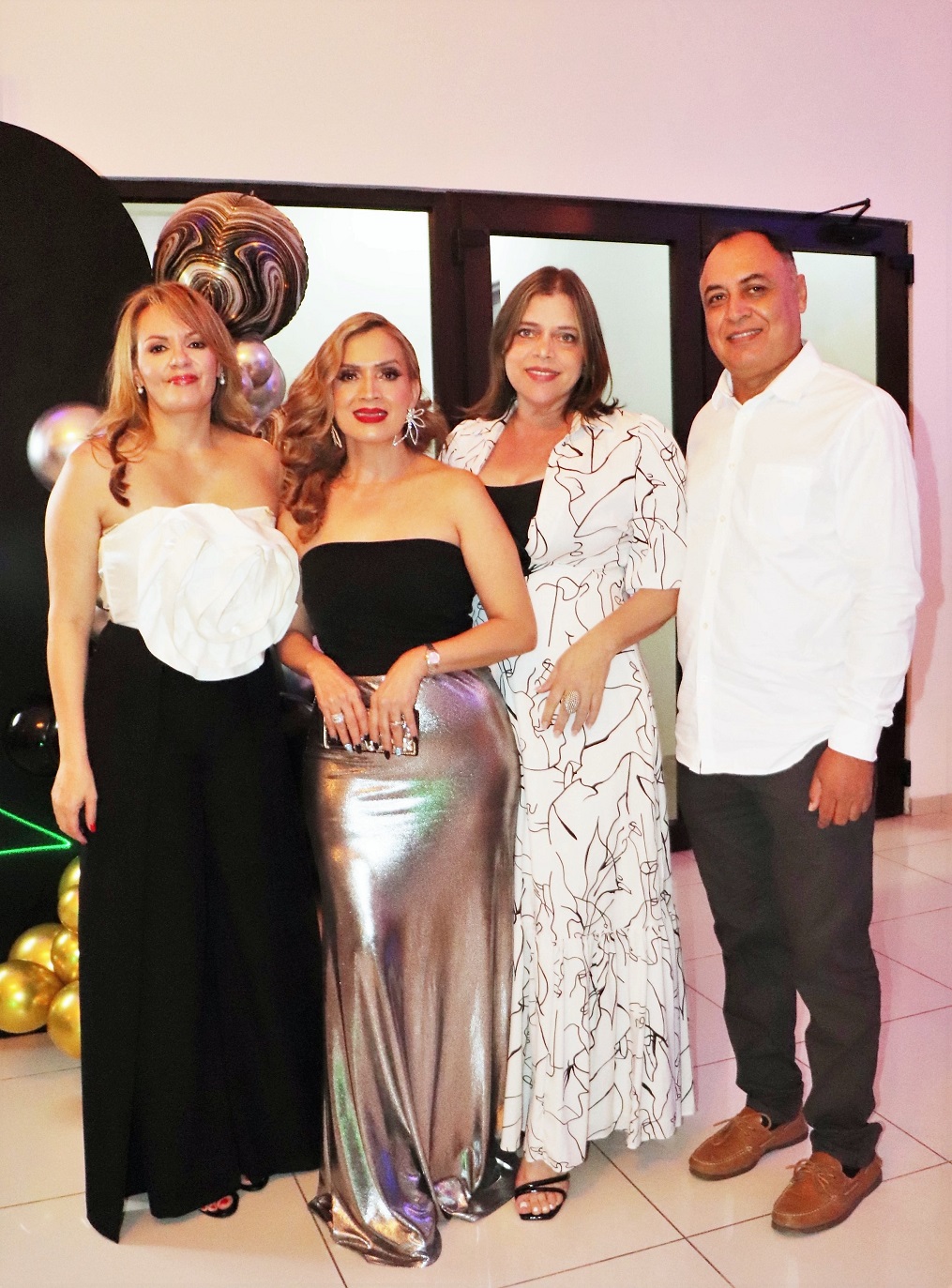 La fiesta de cumpleaños estilo mascarada de Ana Patricia Girón