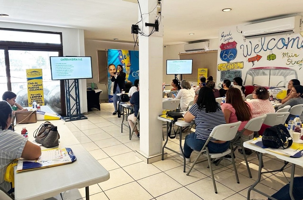 Supermercados Colonial realiza taller de Loncheras Nutritivas