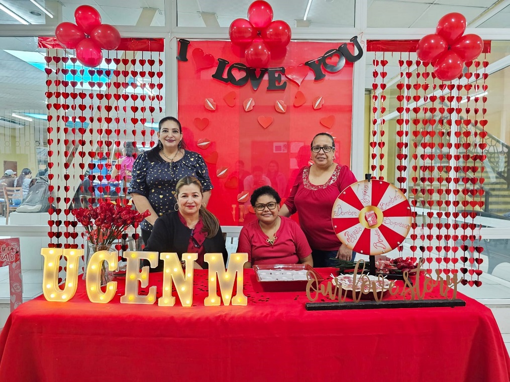 Alegre celebración de Día del Amor y la Amistad en UCENM