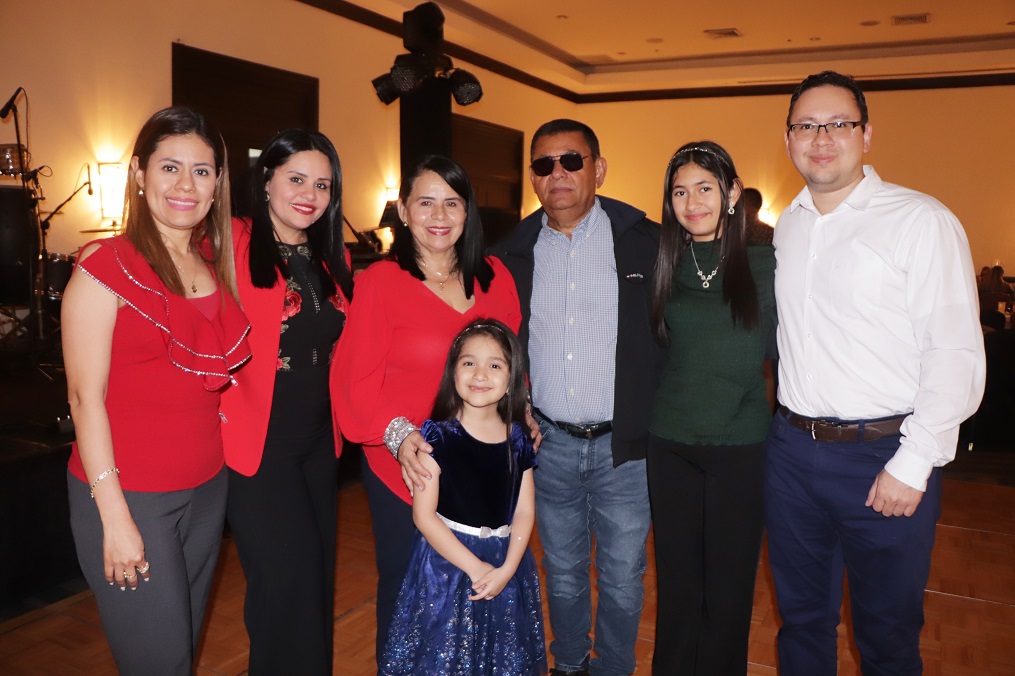 “Eat, Drink & be Merry”: Ameno festejo navideño en el Hotel Real Intercontinental