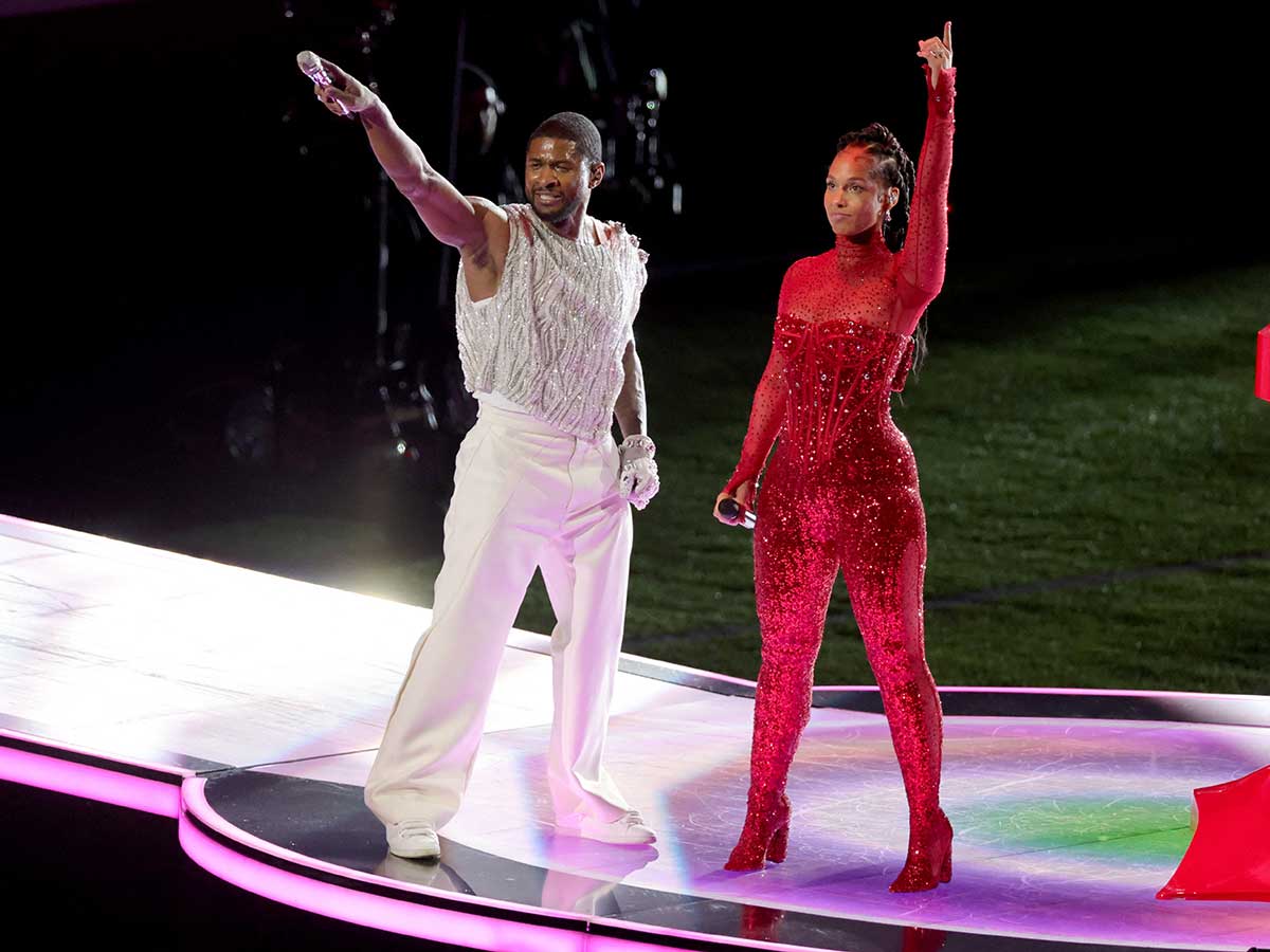 El cantante Usher sorprendió con su show de medio tiempo en el Super Bowl LVIII