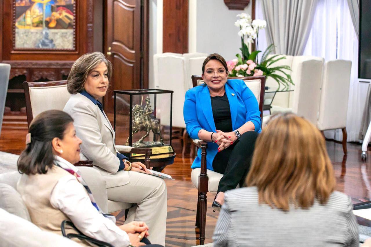 Reunión de presidenta del COHEP y la mandataria Xiomara Castro busca reactivar el tejido productivo nacional