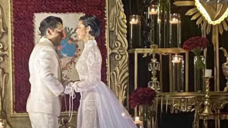 Filtran fotografías de la boda privada de Ángela Aguilar y Christian Nodal