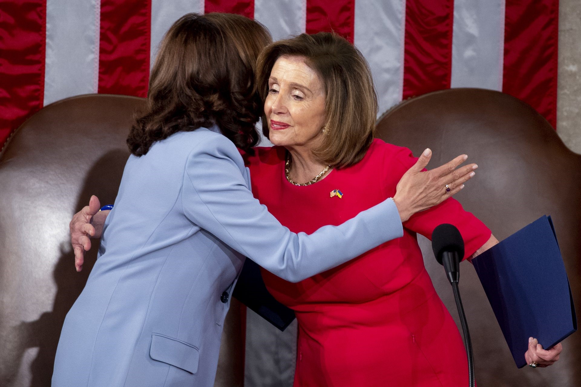 Nancy Pelosi respalda a Kamala Harris como candidata a la Presidencia de EE.UU.
