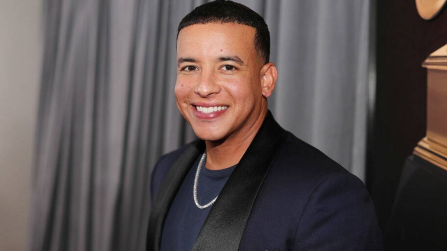 Daddy Yankee denuncia a su esposa por retiros millonarios desde cuentas corporativas