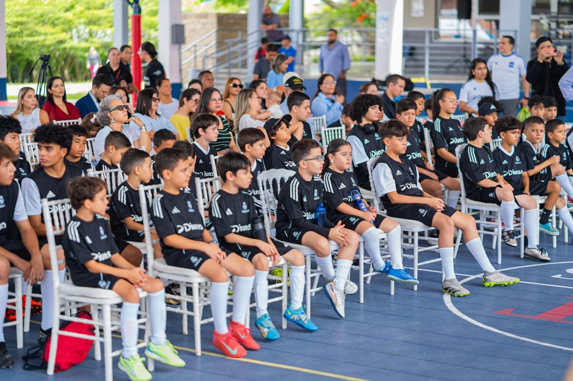Diunsa inaugura los Clinics de la Fundación Real Madrid en Tegucigalpa