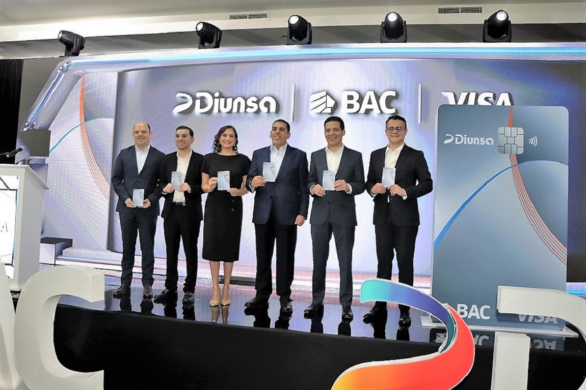 Alfonso Lacayo, Mario Alejandro Faraj, Valeria Ríos, Mario Roberto Faraj, Calos Handal y Cesar Enamorado.