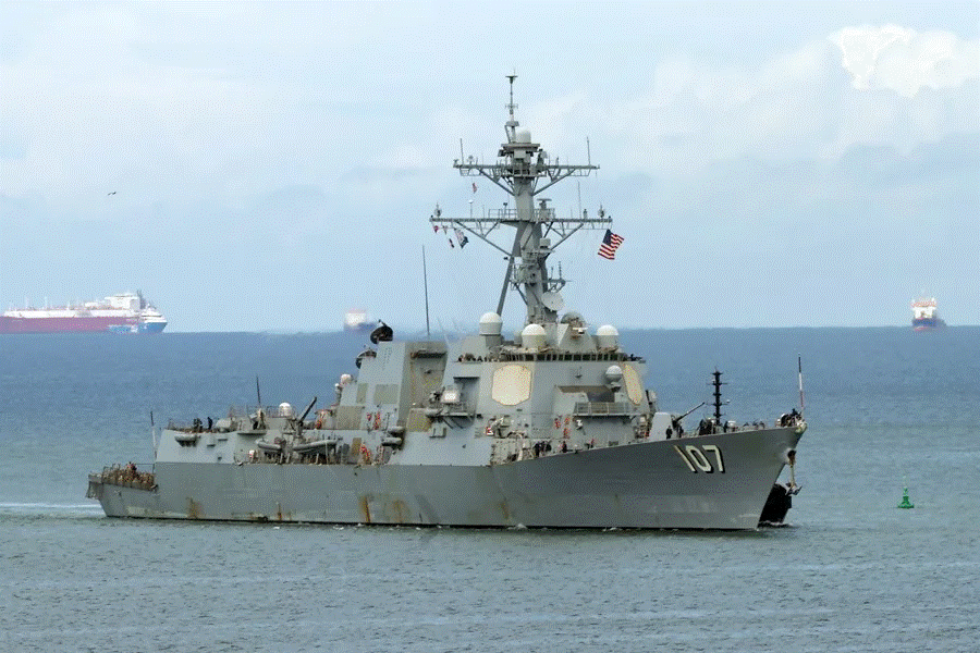 Buque de guerra estadounidense atraca en Trinidad y Tobago mientras Trump intensifica la presión militar sobre Venezuela