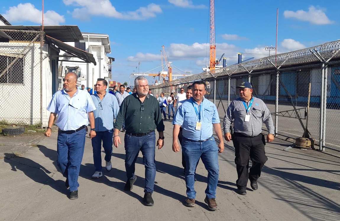 Yaudet Burbara asume la gerencia de la ENP con el reto de modernizar la logística en Honduras