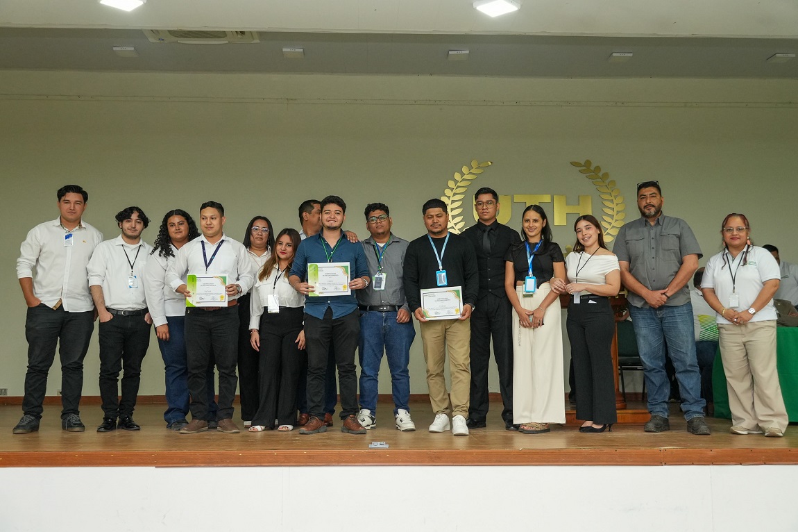 UTH celebra el ingenio tecnológico en la Feria de Proyectos FCC 2026