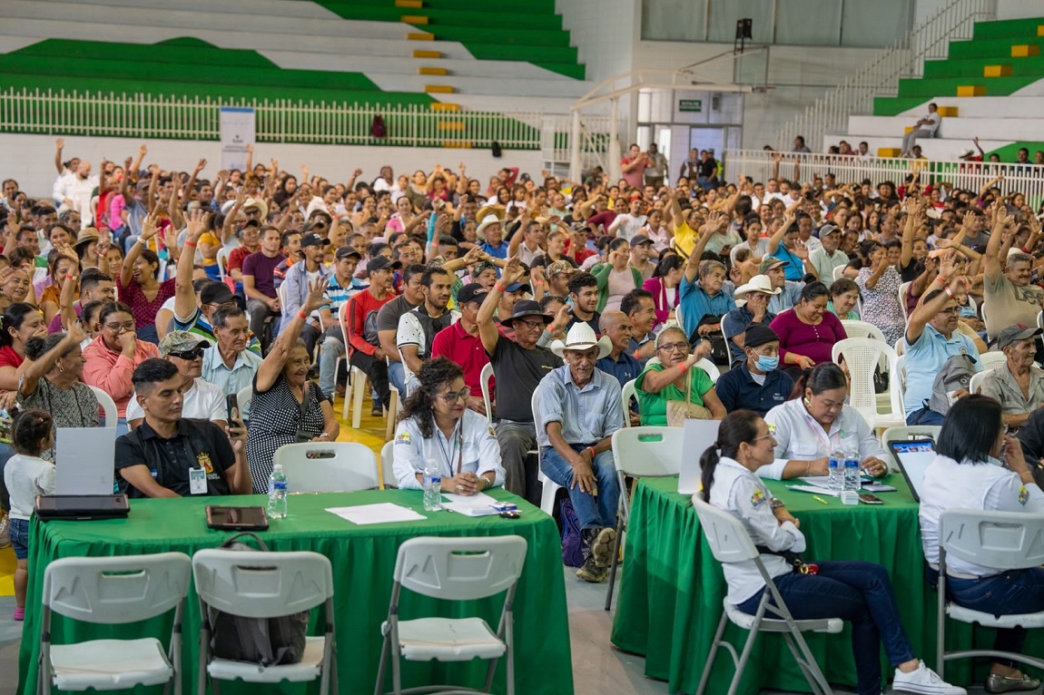 Más de 1,400 familias sampedranas reciben tarjetas de alimentos tras alianza entre la Alcaldía y el PMA